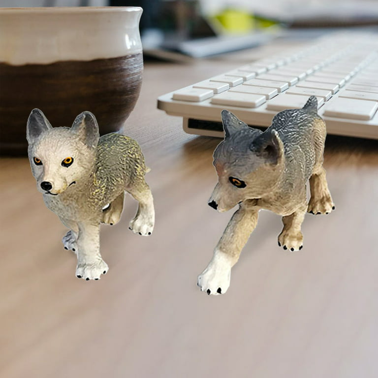 Eco Friendly Wolf Family Figurines For