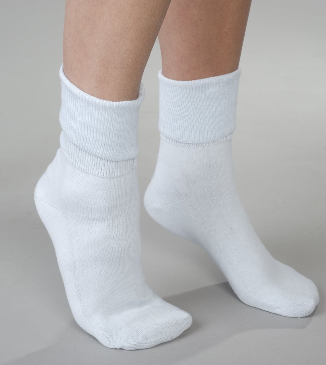 Buster Brown Women's Socks Cotton Foldover Cuff Socks, White 3-Pack 