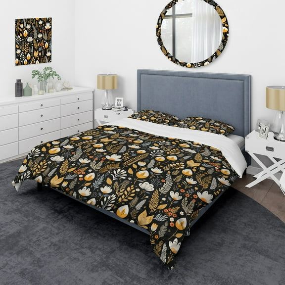Designart "Rustic Charm In Black And Yellow Garden I" Floral Bedding Covert Set - Cottage Bed Set With 2 Shams
