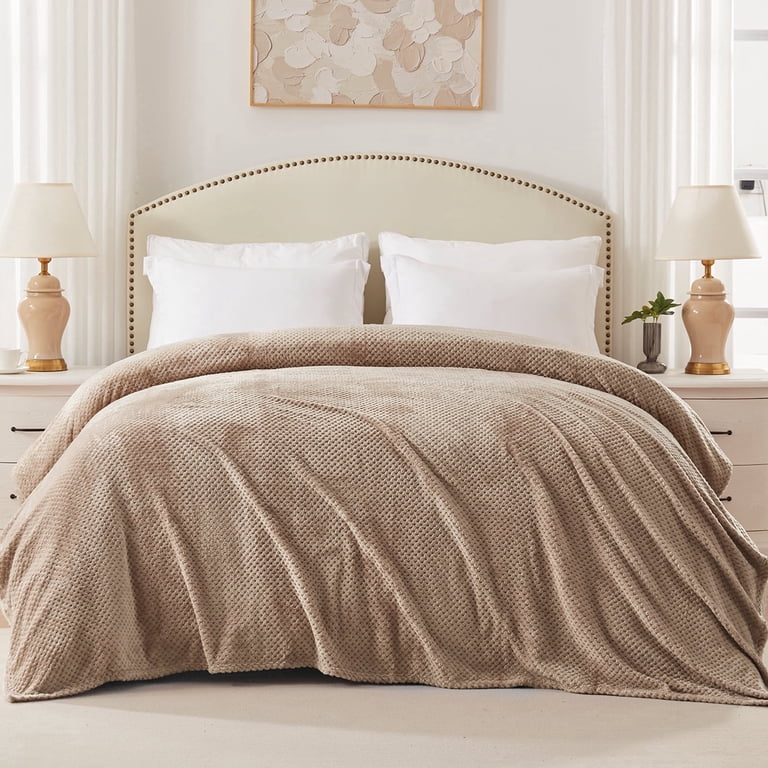 Exclusivo Mezcla King Waffle Fleece Blanket, Camel photo 6