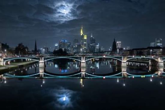 Frankfurt At Full M