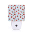 thumbnail image 1 of Fotbe Strawberry Luz Nocturna LED, Luz de Noche con Sensor de Luz Natural de Anochecer a Amanecer, Se Enchufa a la Pared, Blanco Cálido 0.5W-EU, 1 of 7