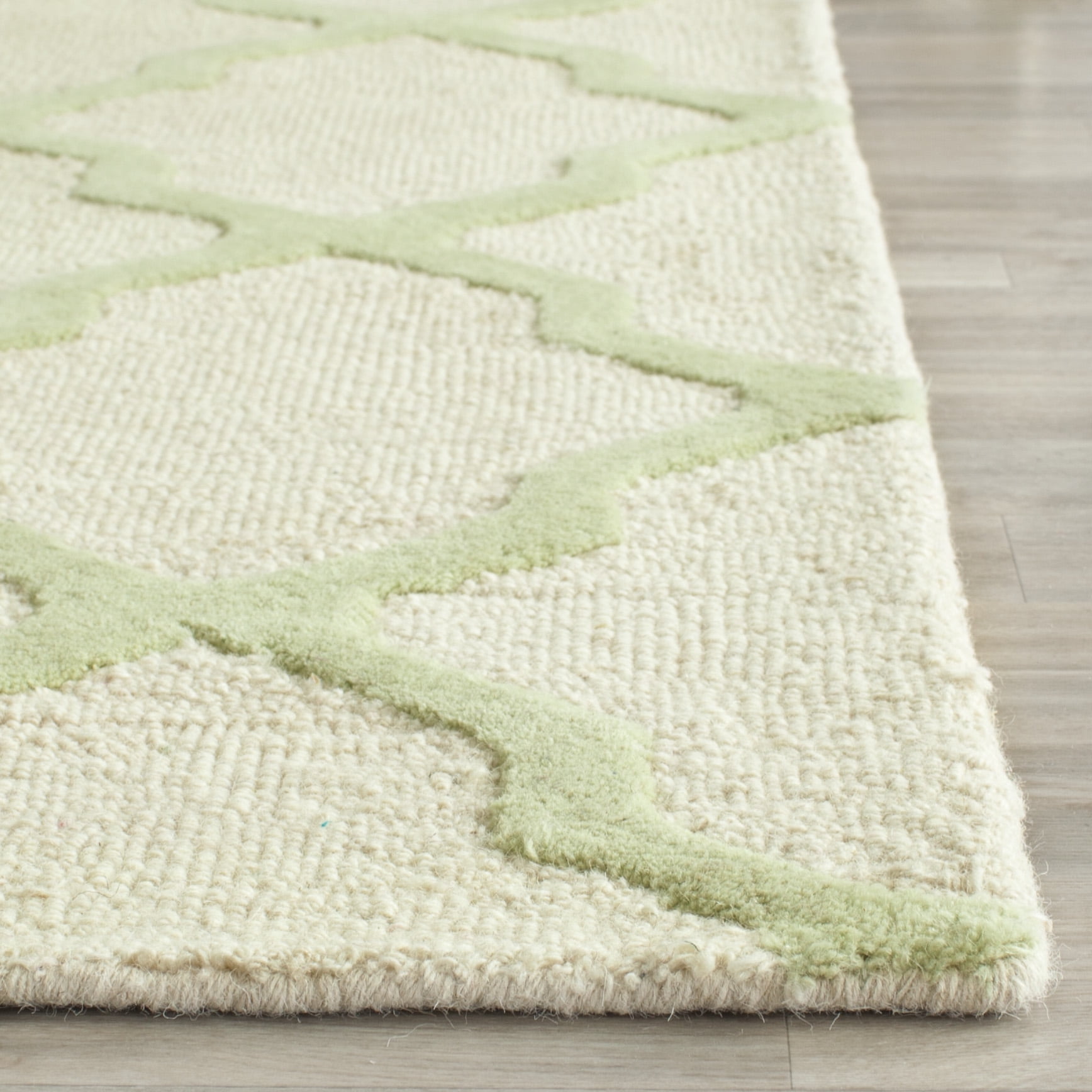 SAFAVIEH Cambridge Liam Geometric Wool Area Rug, Ivory/Light Green, 3' x 5'