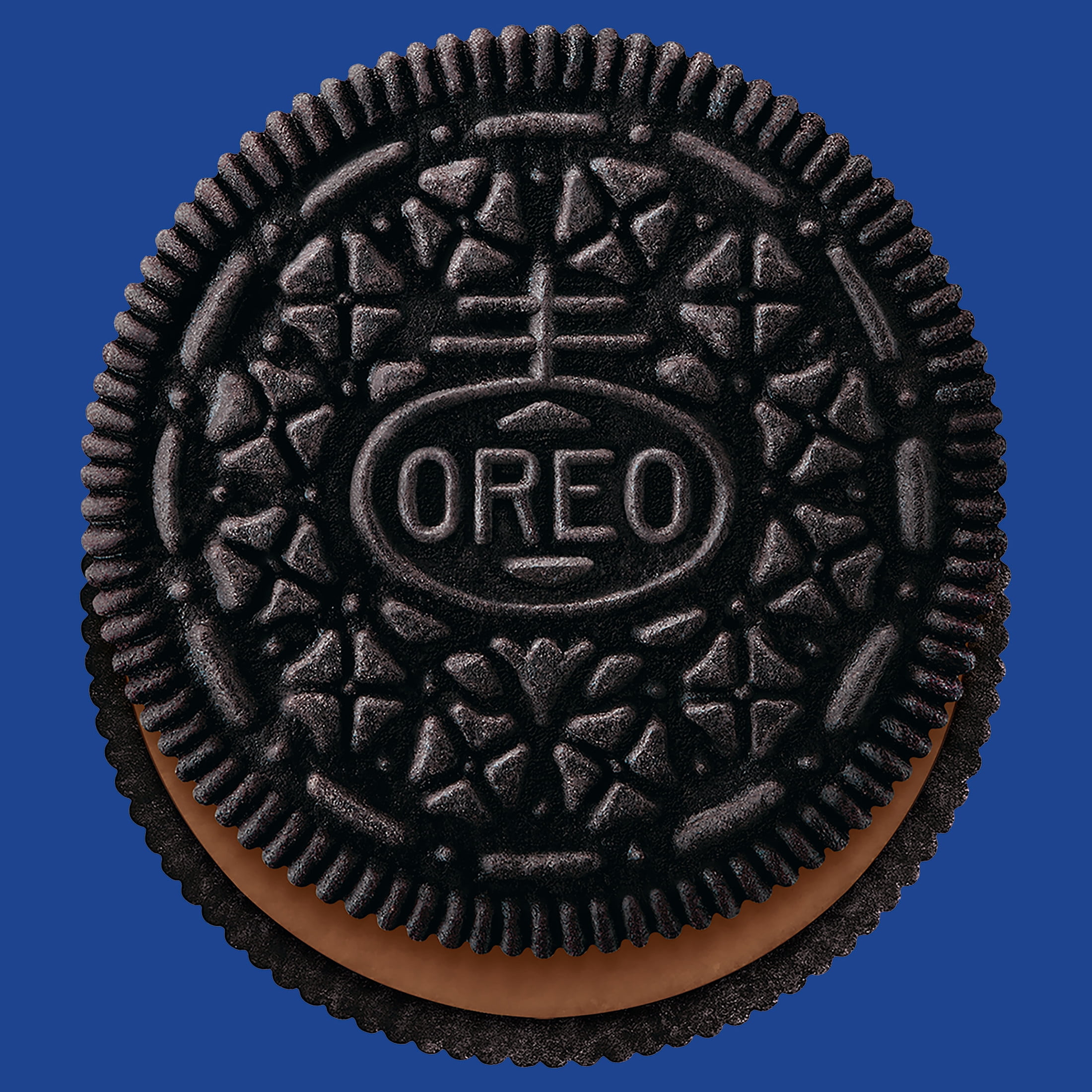 (3 pack) OREO Chocolate Hazelnut Creme Sandwich Cookies, Baked, Family Size, 17 oz, Shelf Stable Plastic Tray