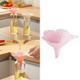 thumbnail image 2 of Oriental Cherry Funnel Plastic Creative Funnel para aceite de cocina de salsa de soja para cocina (rosa), 2 of 5