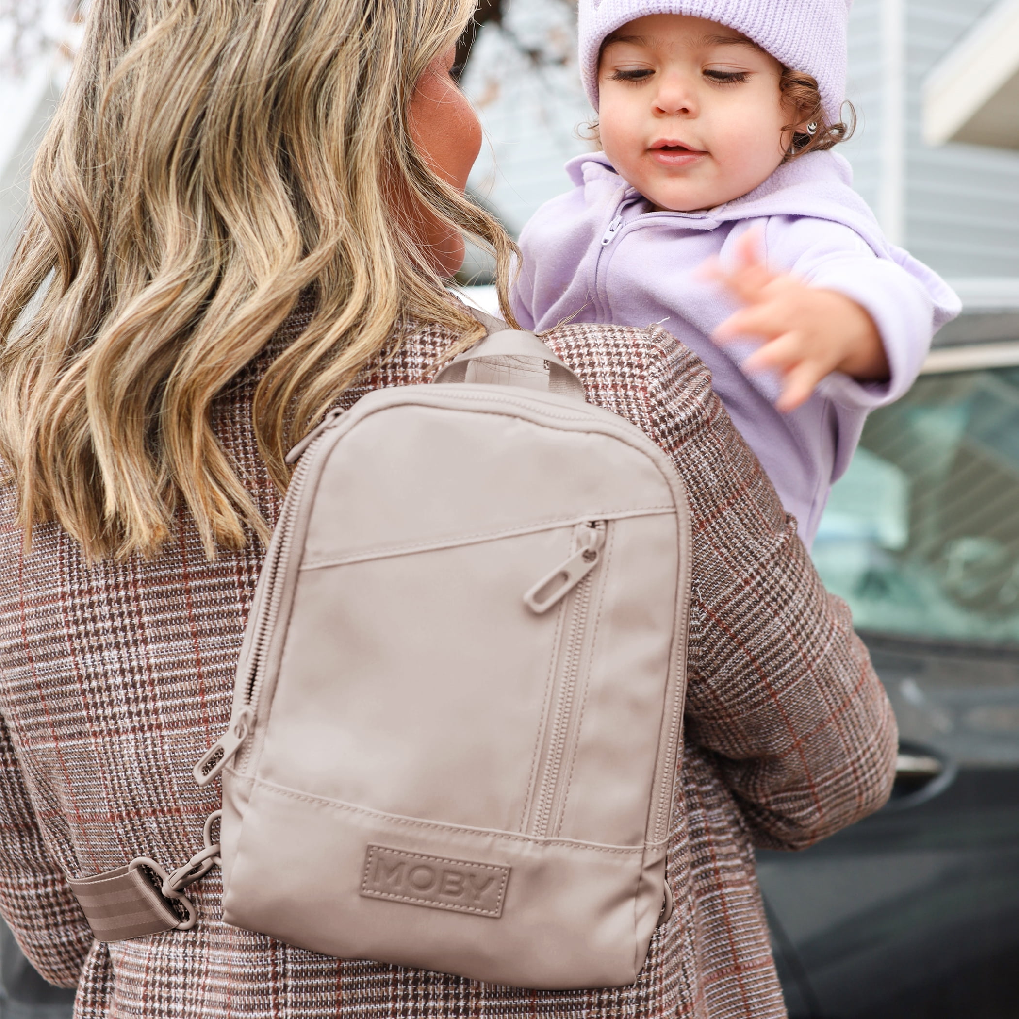 MOBY Wrap Transit Cross-Body in Dune
