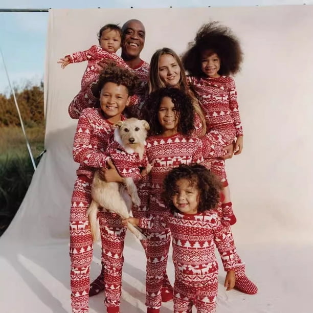 Venta caliente 2024 Navidad europea y americana nuevo estilo navideño impreso ropa para padres e hijos conjunto de ropa para el hogar