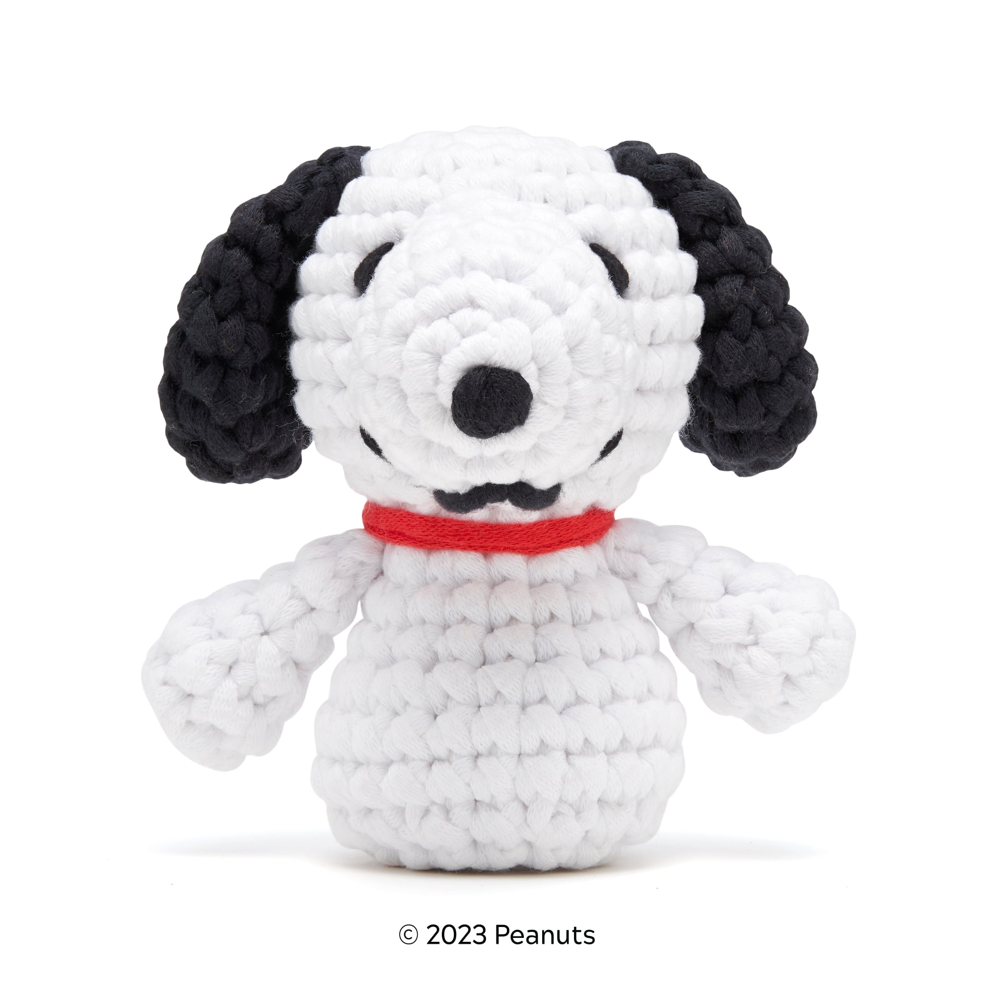 The Woobles Beginner Crochet Amigurumi Kit – Snoopy, Learn to Crochet Character Craft Kit for Kids and Adults