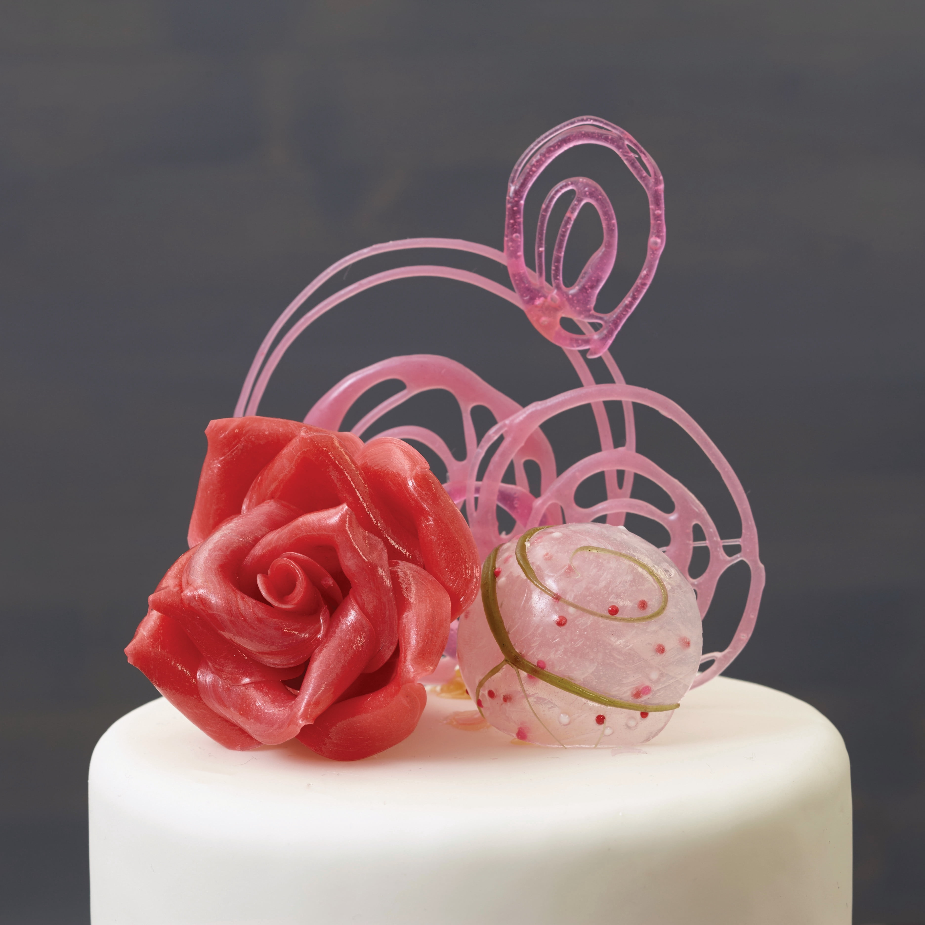 Wilton Royal Icing White Roses Edible Cake Decorations Size Medium Pack of 8