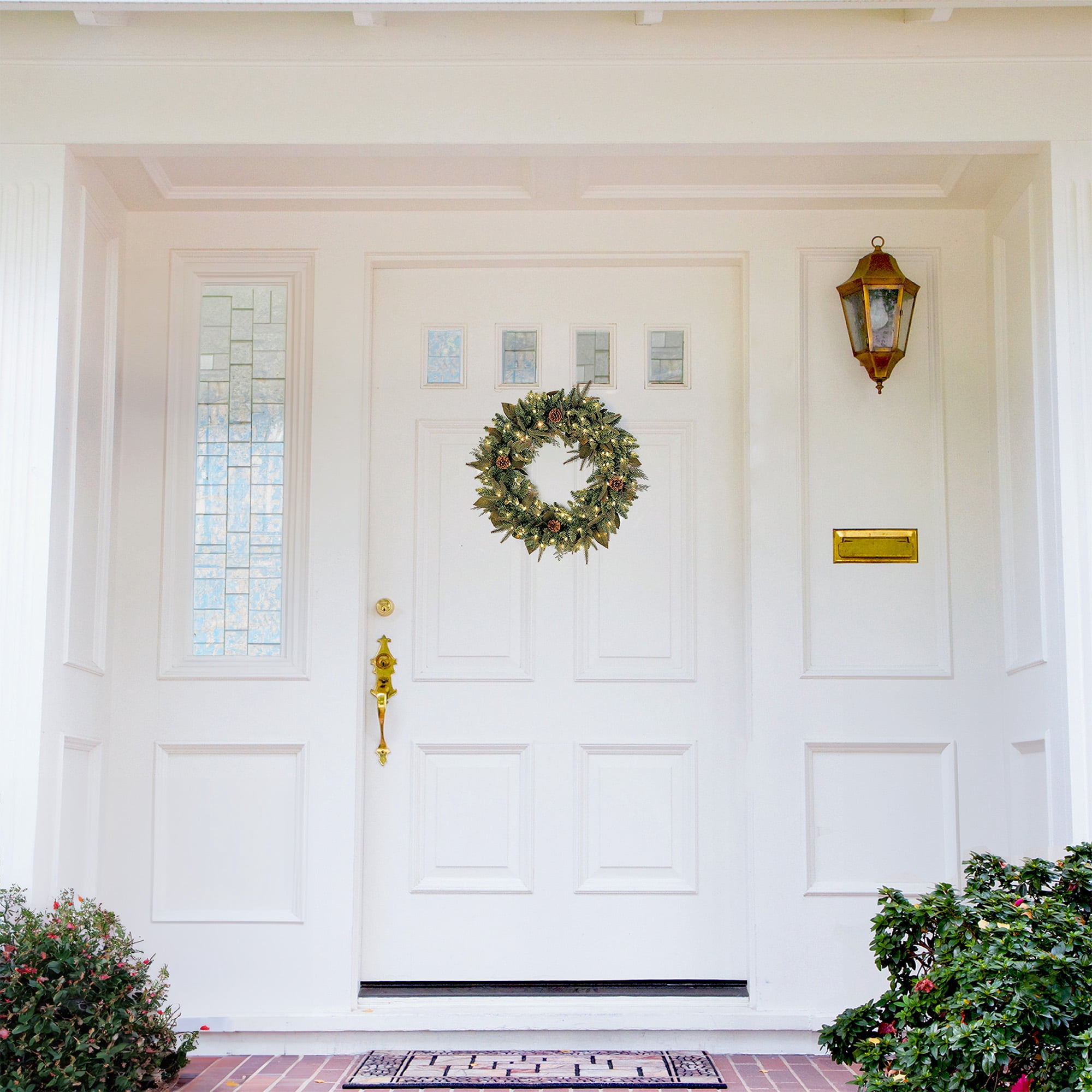 Northlight Pre-Lit Green River Spruce Artificial Christmas Wreath - 24" - Clear Lights