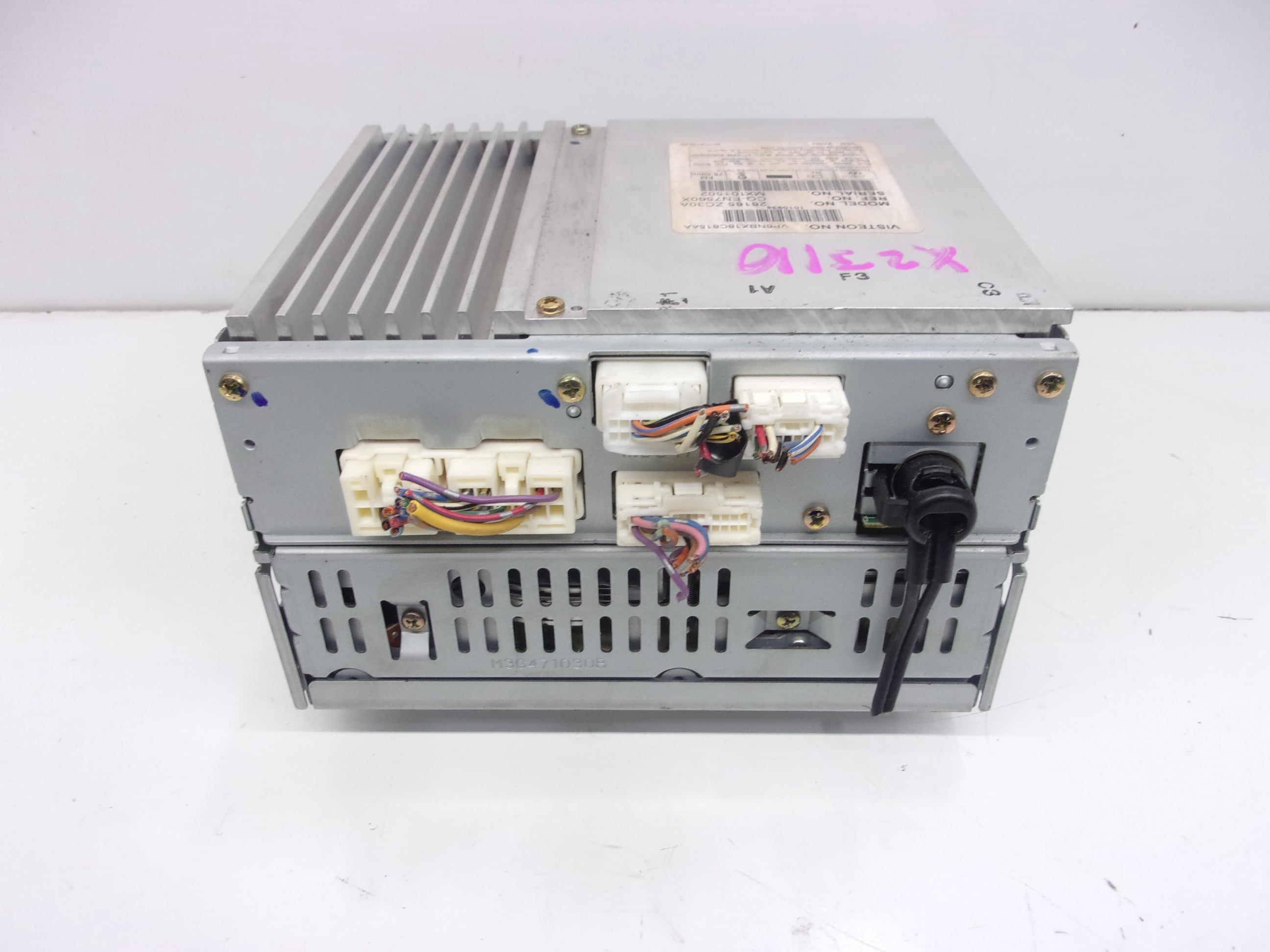 Pre-Owned 2006 Nissan Armada Radio Receiver 6 Disc CD Player ID 28185ZC30A OEM - Verify Specific Vehicle Fitment In Description - (Good)