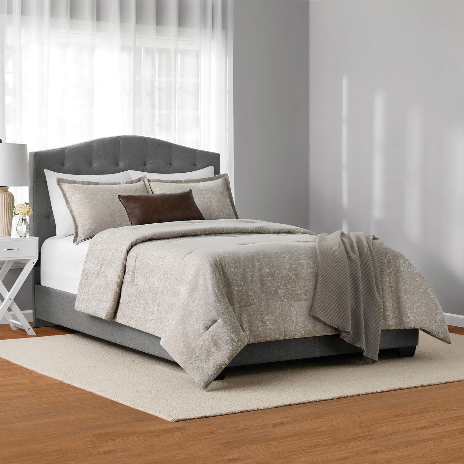 Mainstays 5-Piece Gold Textured Comforter Set, Double/Queen, Includes storage bag