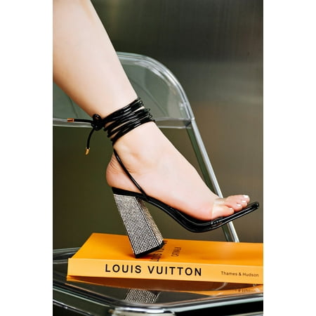 

CAPE ROBBIN LACHITA Heels