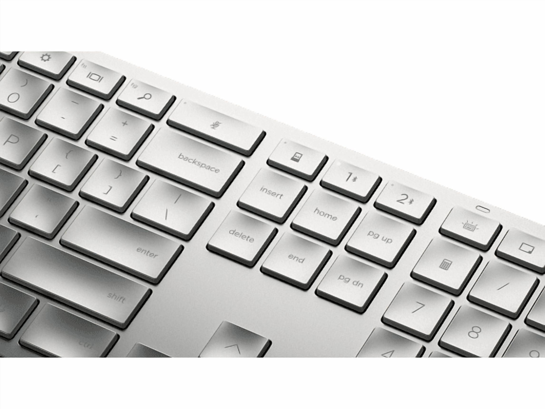 HP 970 Programmable Wireless Keyboard with Smart Backlight