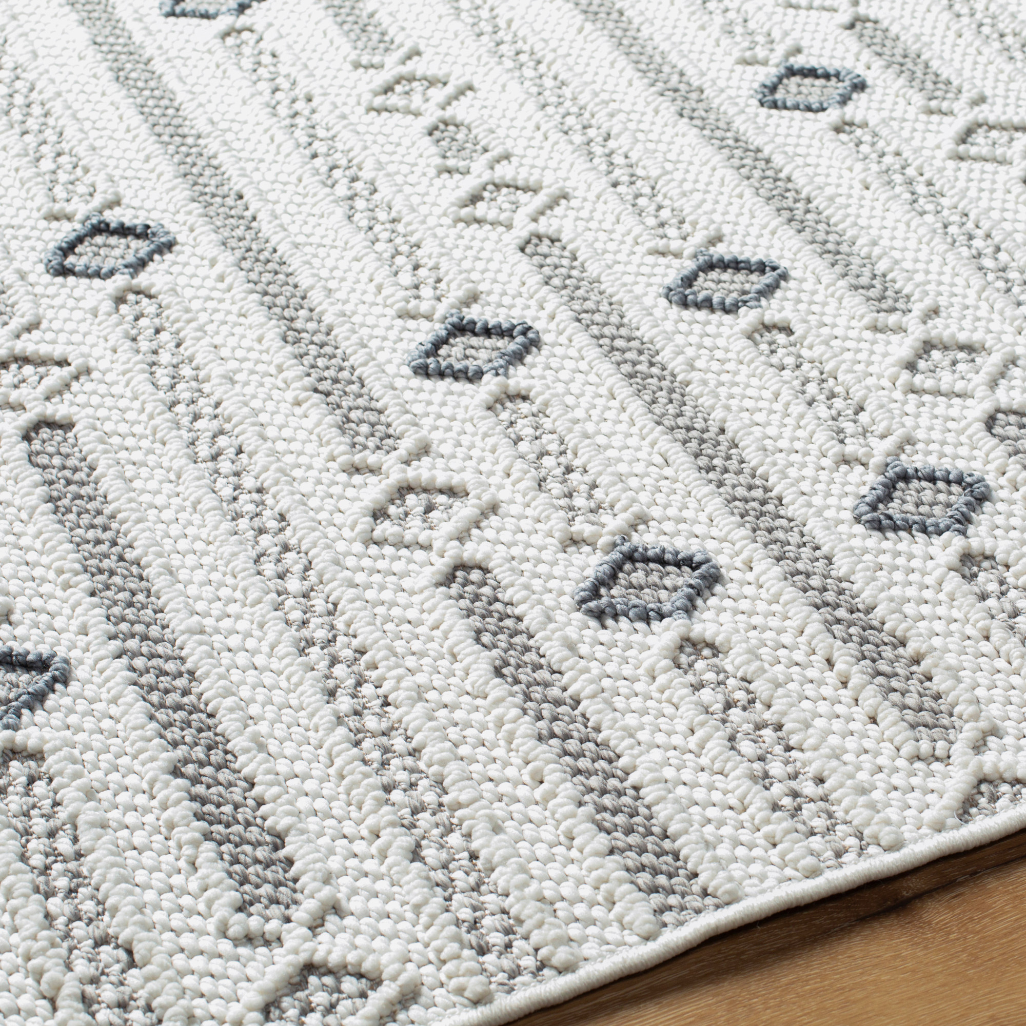 Artistic Wavers Bouclair Area Rug, 5'3" x 7', Ivory/Light Gray