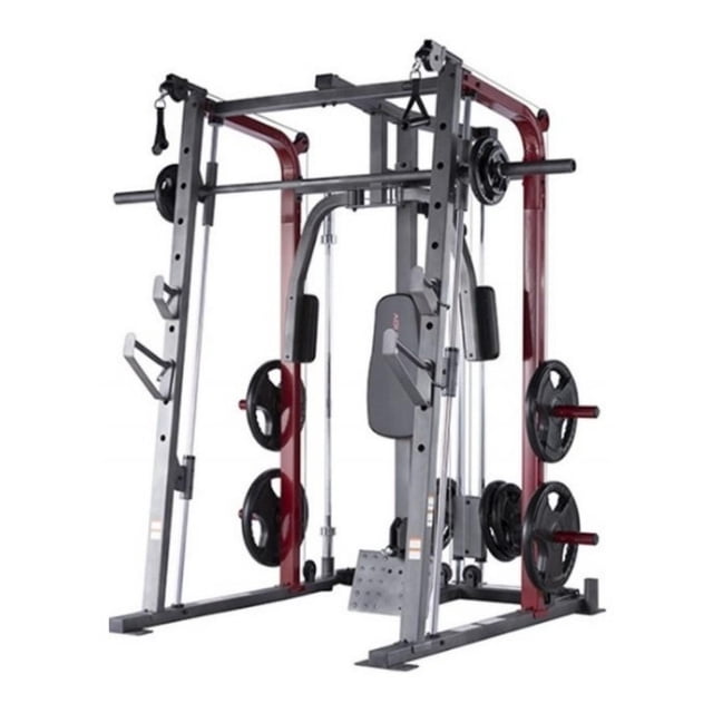 jaula smith machine fitness estacion gym multifuncional pro Negro, vista frontal 3/4 de la estructura metálica con riel Smith central de suave deslizamiento, poleas superiores e inferiores con cable y barra larga, soportes laterales para discos y perchas, respaldo acolchado y manerales de nylon visibles; dimensiones 210 cm alto x 216 cm ancho x 212 cm profundo; no incluye discos ni banco; también suele usarse para rutinas funcionales y entrenamiento de fuerza en home gym.