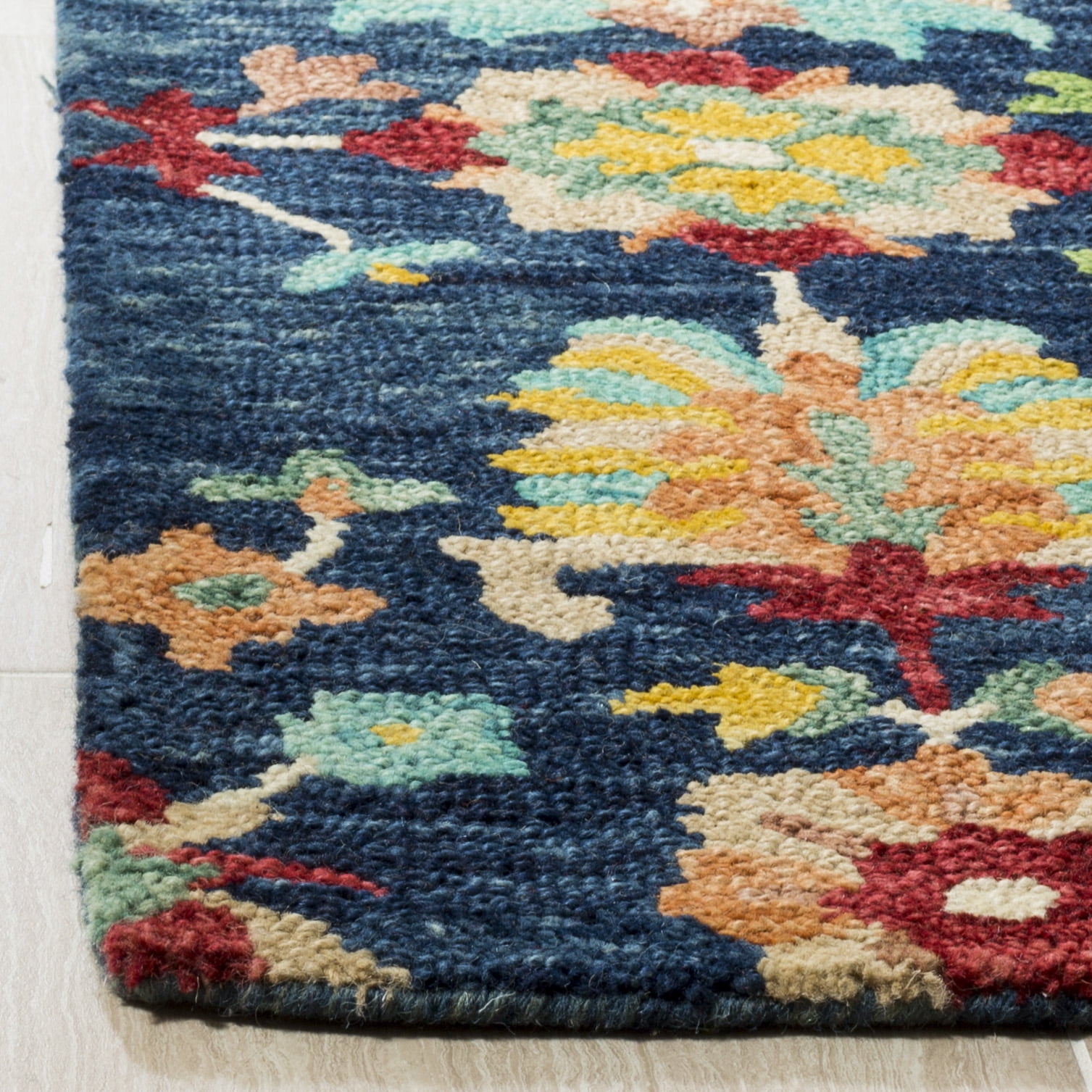 SAFAVIEH Aspen Magdalena Floral Bordered Wool Runner Rug, Navy/Red, 2'3" x 9'