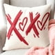 thumbnail image 1 of Funda de cojín decorativa con forma de corazón para San Valentín | Regalo romántico rojo para parejas | Funda de cojín para sofá | Decoración para dormitorio y sala de estar (45 x 45 cm), 1 of 6