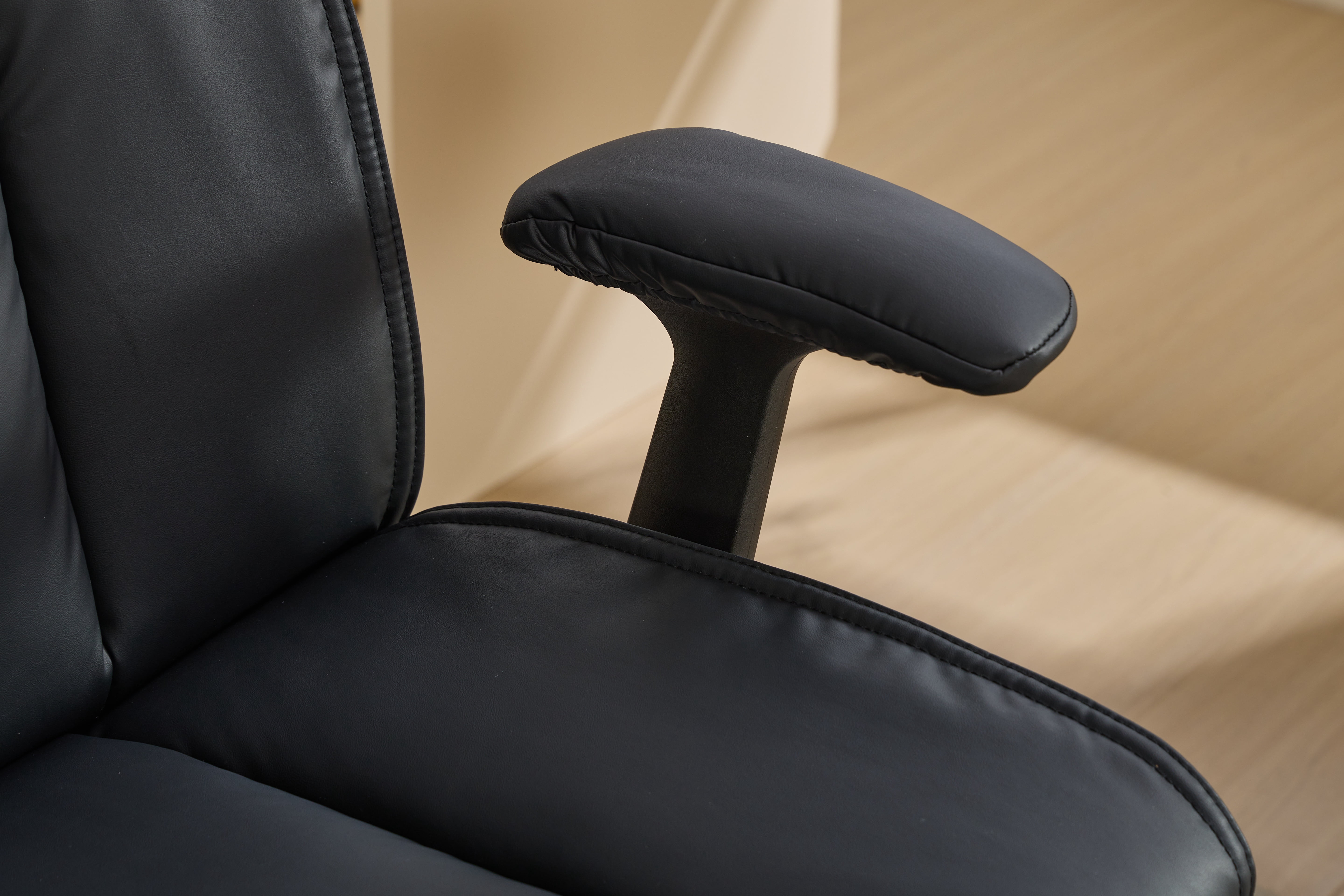 Cross Legged Office Chair on Wheels, Comfy Swivel Chair with Wide Seat for Home Office, Vanity, Ergonomic Desk Chair Adjustable, Black