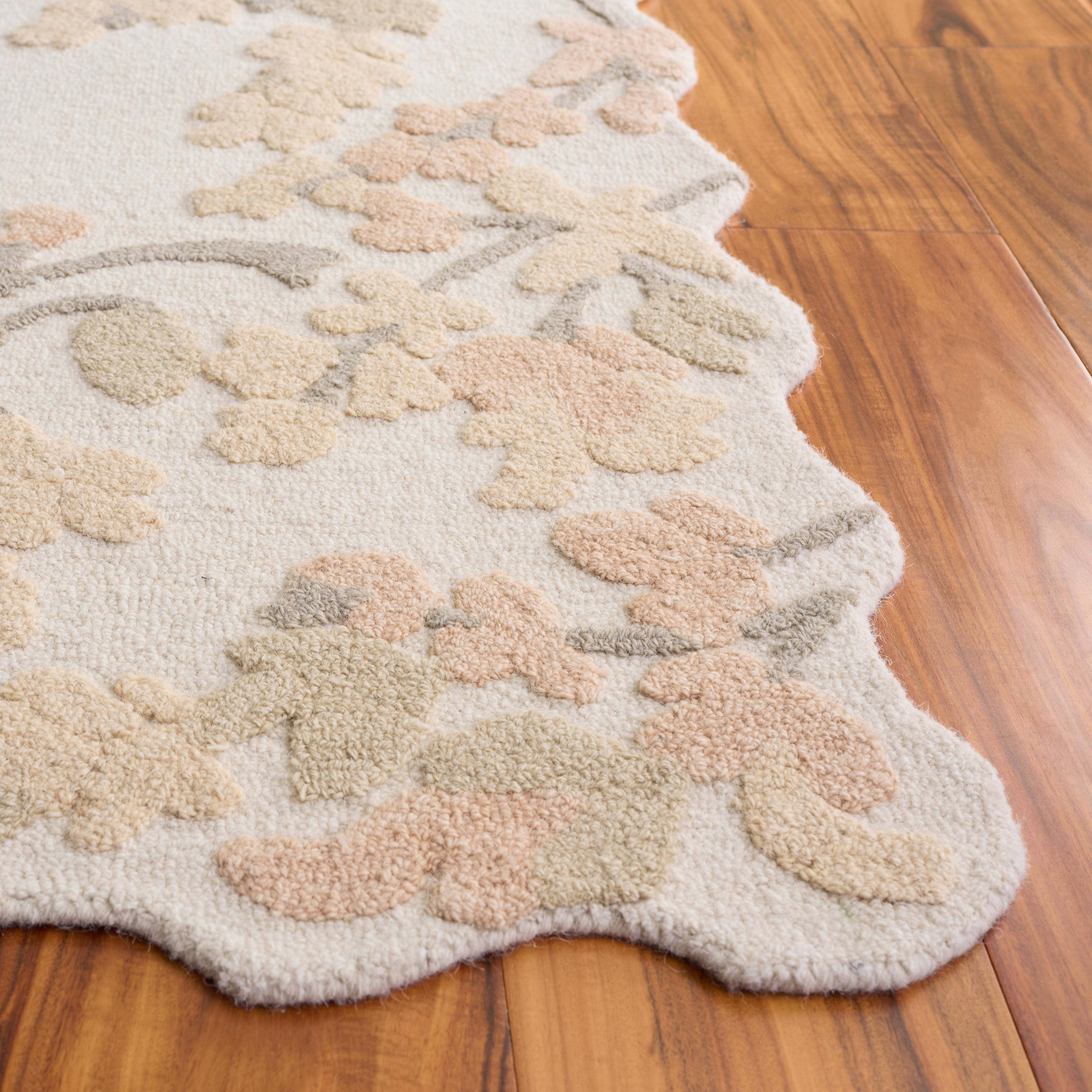 Safavieh Jardin Stacy Floral Area Rug, Beige/Rust, 6' x 9'