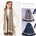 thumbnail image 5 of Bufanda de invierno suave y clásica, 5 of 5
