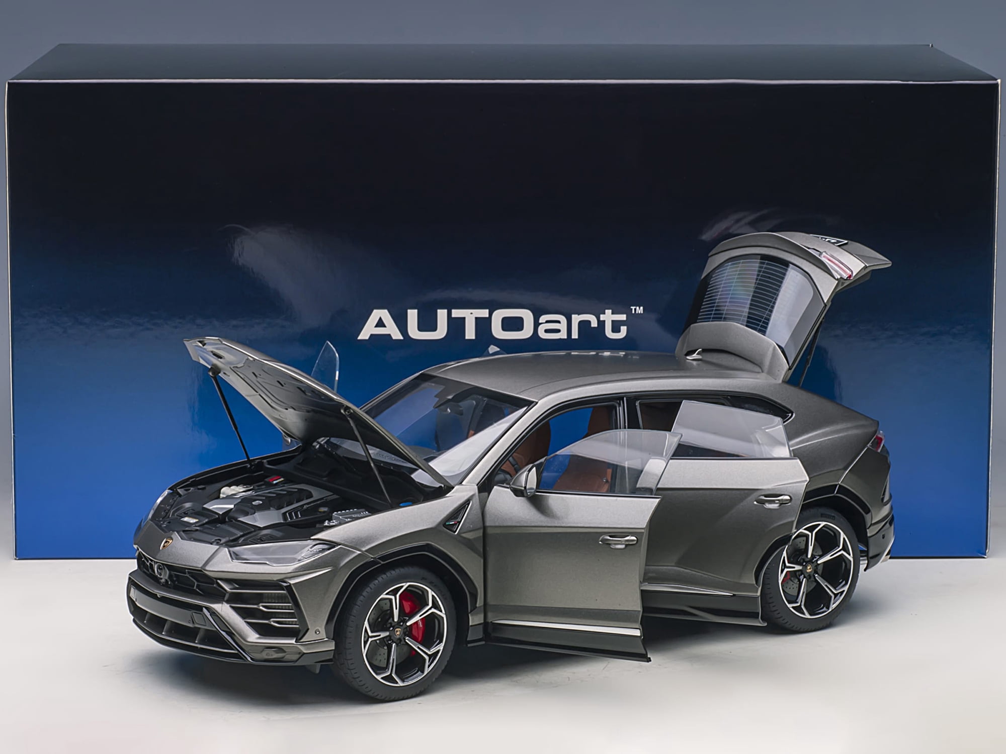 Lamborghini Urus Grigio Lynx Gray Metallic 1 18 Model Car by