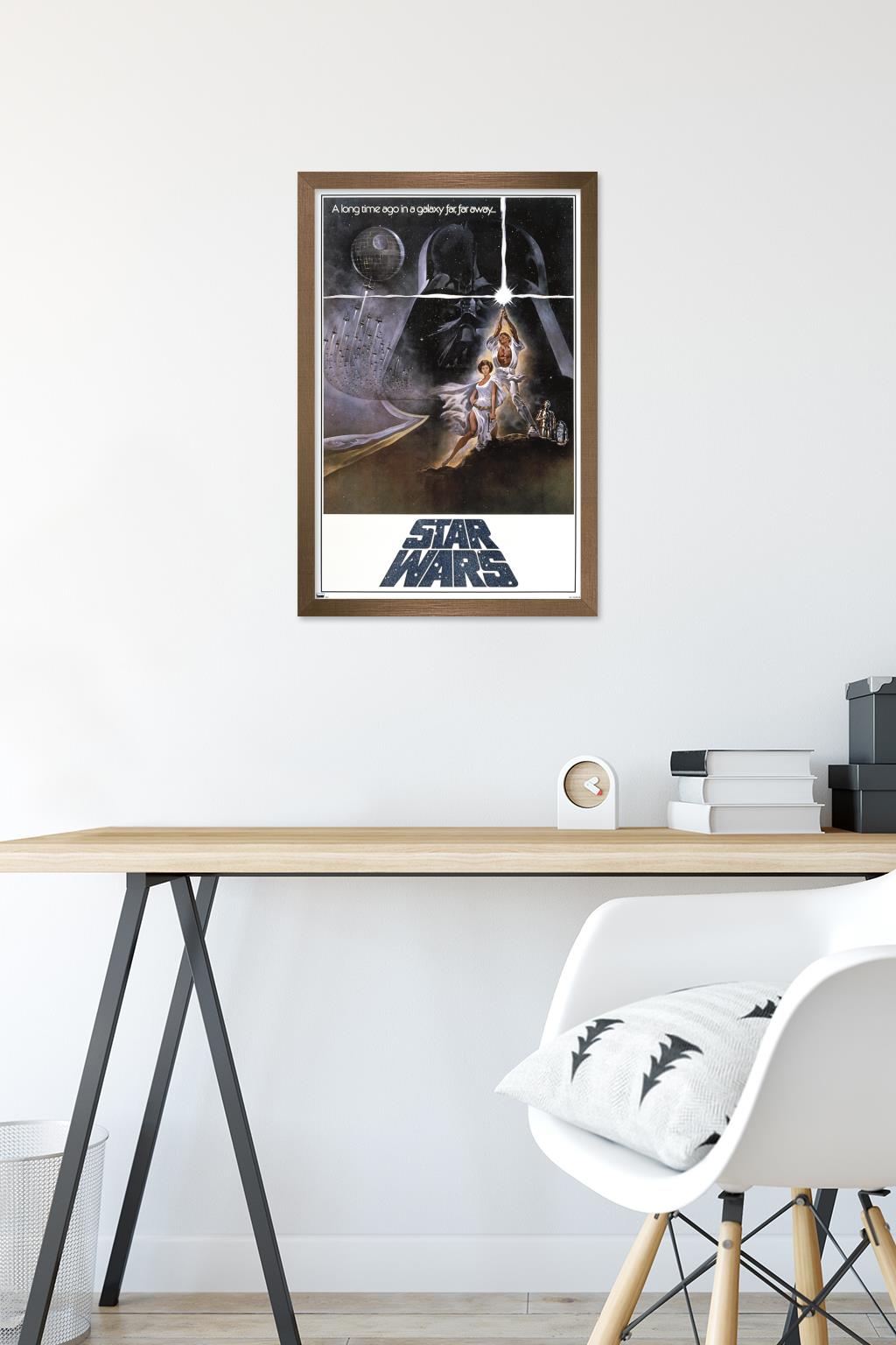 Star Wars: A New Hope - One Sheet B (No Billing Block) Wall Poster, 14.725" x 22.375" Framed