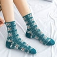 thumbnail image 3 of CNKOO 1 Paire de Chaussettes Tube pour Femmes Automne Hiver Style Rétro Palace Design Jacquard Élastique Chaud Mi-Tube Vacances, 3 of 9
