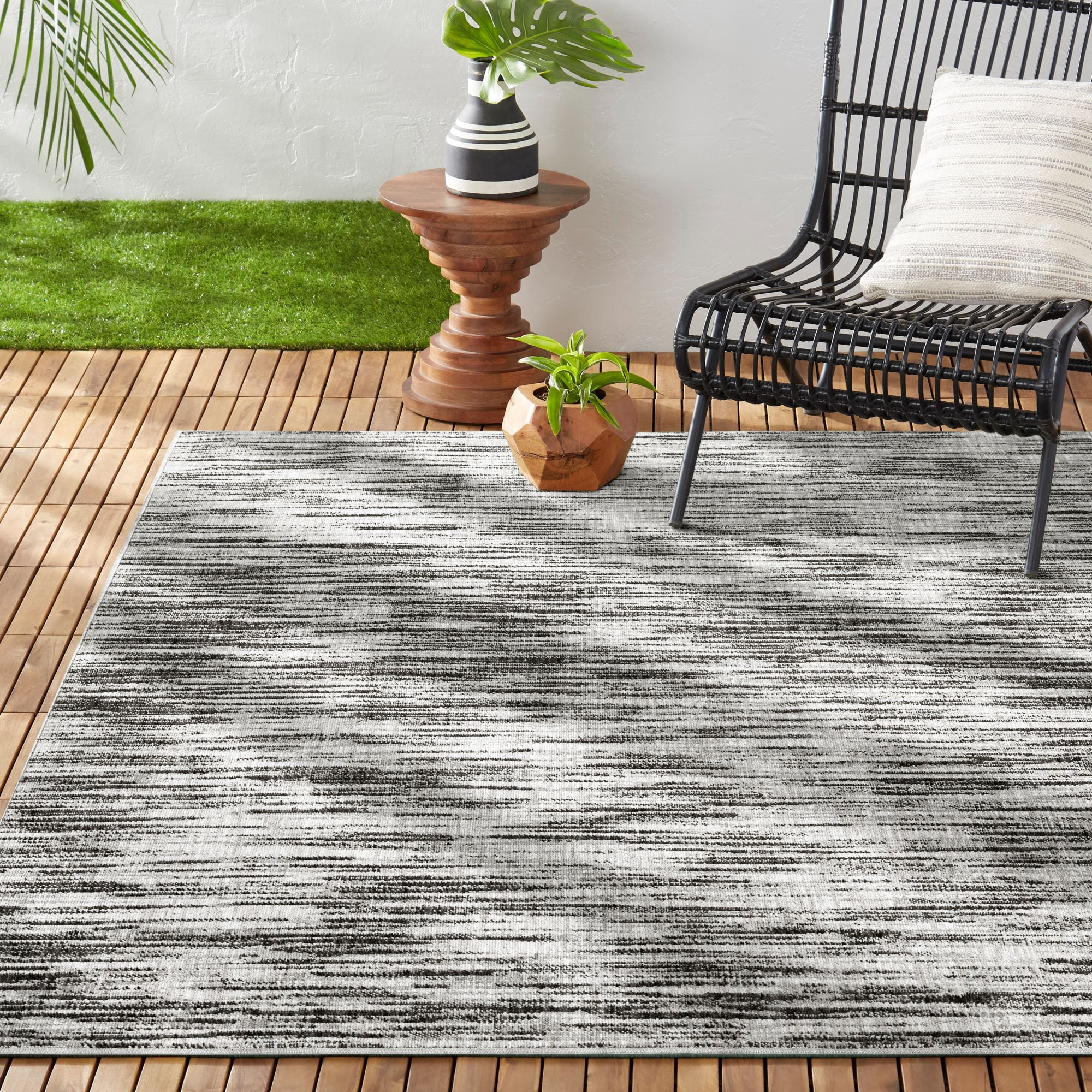 Brookstone Nature Dawn Modern Space Dyed Indoor/Outdoor High Performance Sustainable Area Rug, Ivory/Grey, 5'2"x7'2"