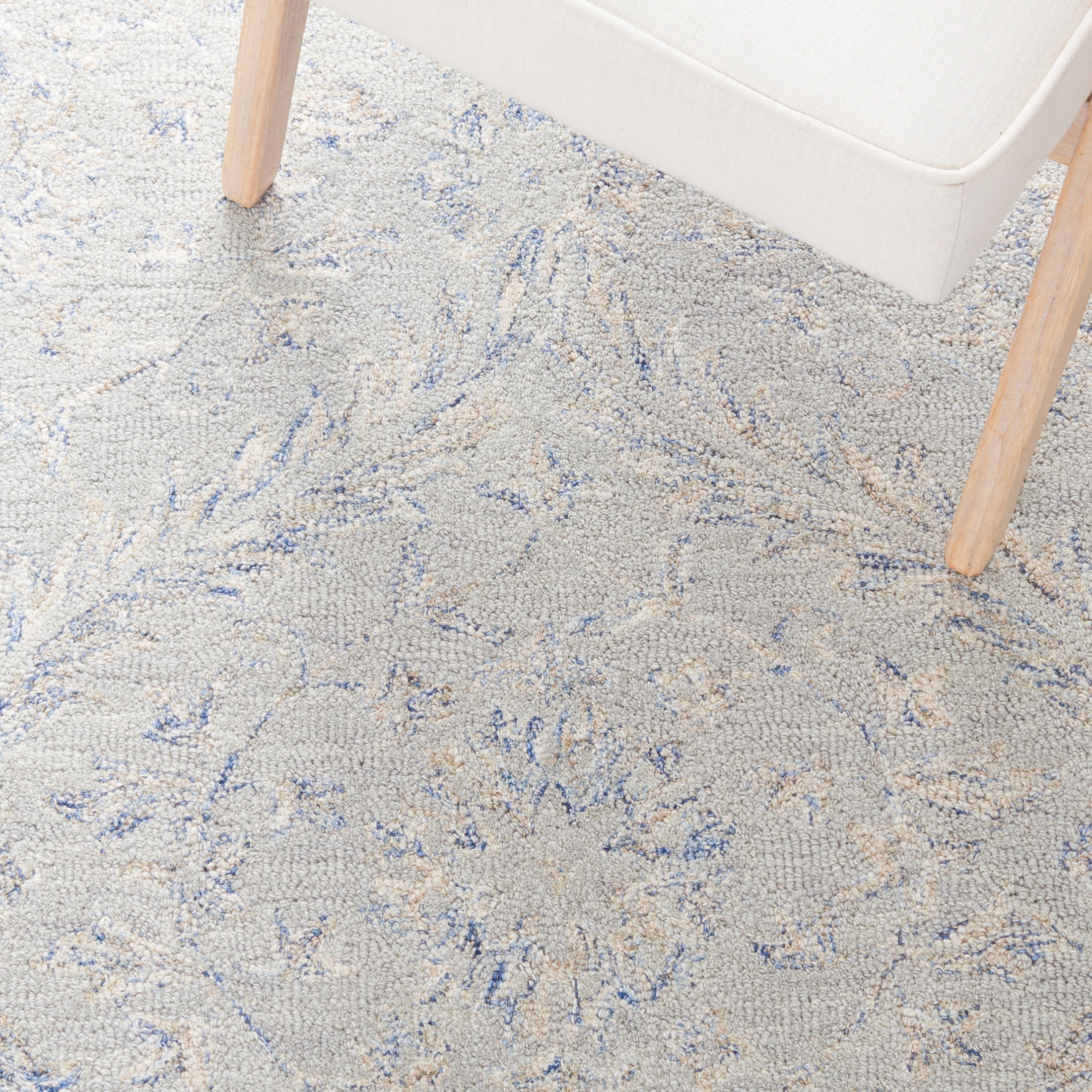 SAFAVIEH Micro-Loop Charlie Medallion Area Rug, Grey/Blue, 5' x 5' Square