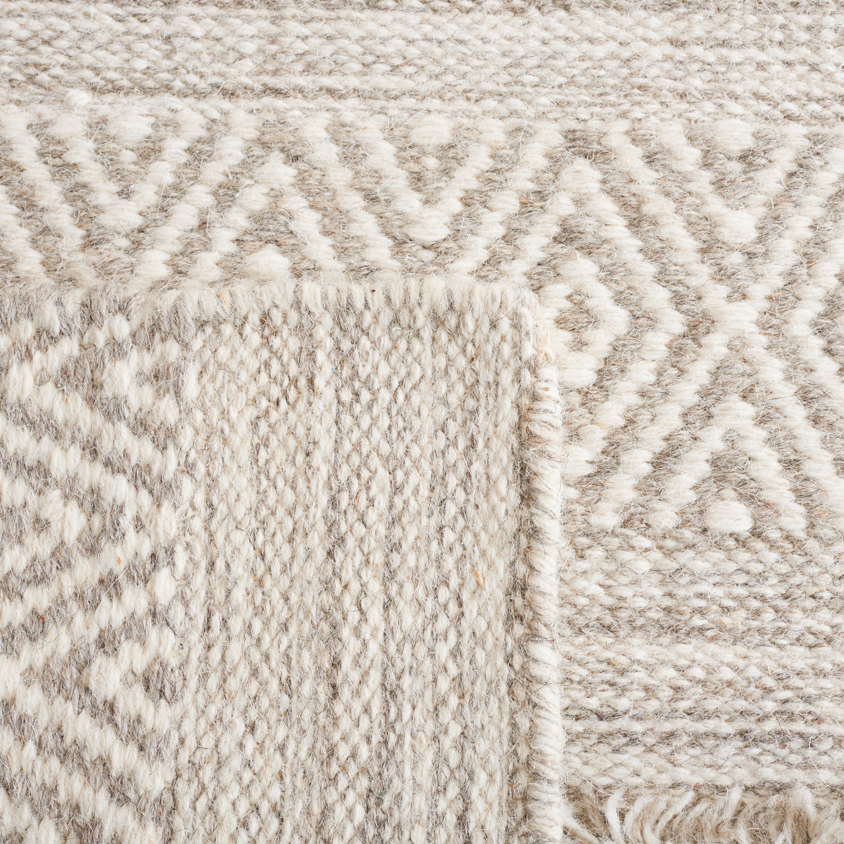 SAFAVIEH Vermont Zavier Stripe Area Rug, Beige/Grey, 8' x 10'