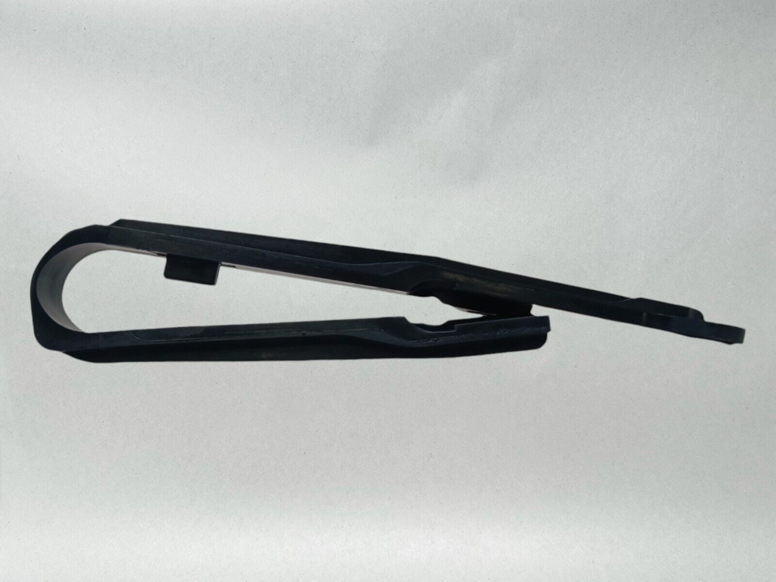 Suzuki OEM Dr-Z400 Drz 400 E S Dr-ZSwingarm Chain Slider Buffer 61273-29F00