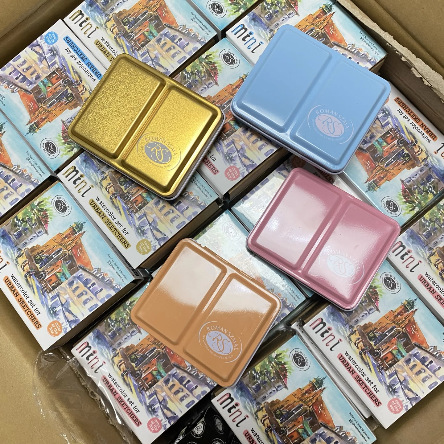 Roman Szmal Artists Watercolors Set 8 Half Pans Mini Metal Pink Box, Portable Watercolor Paints for Adults & Artist