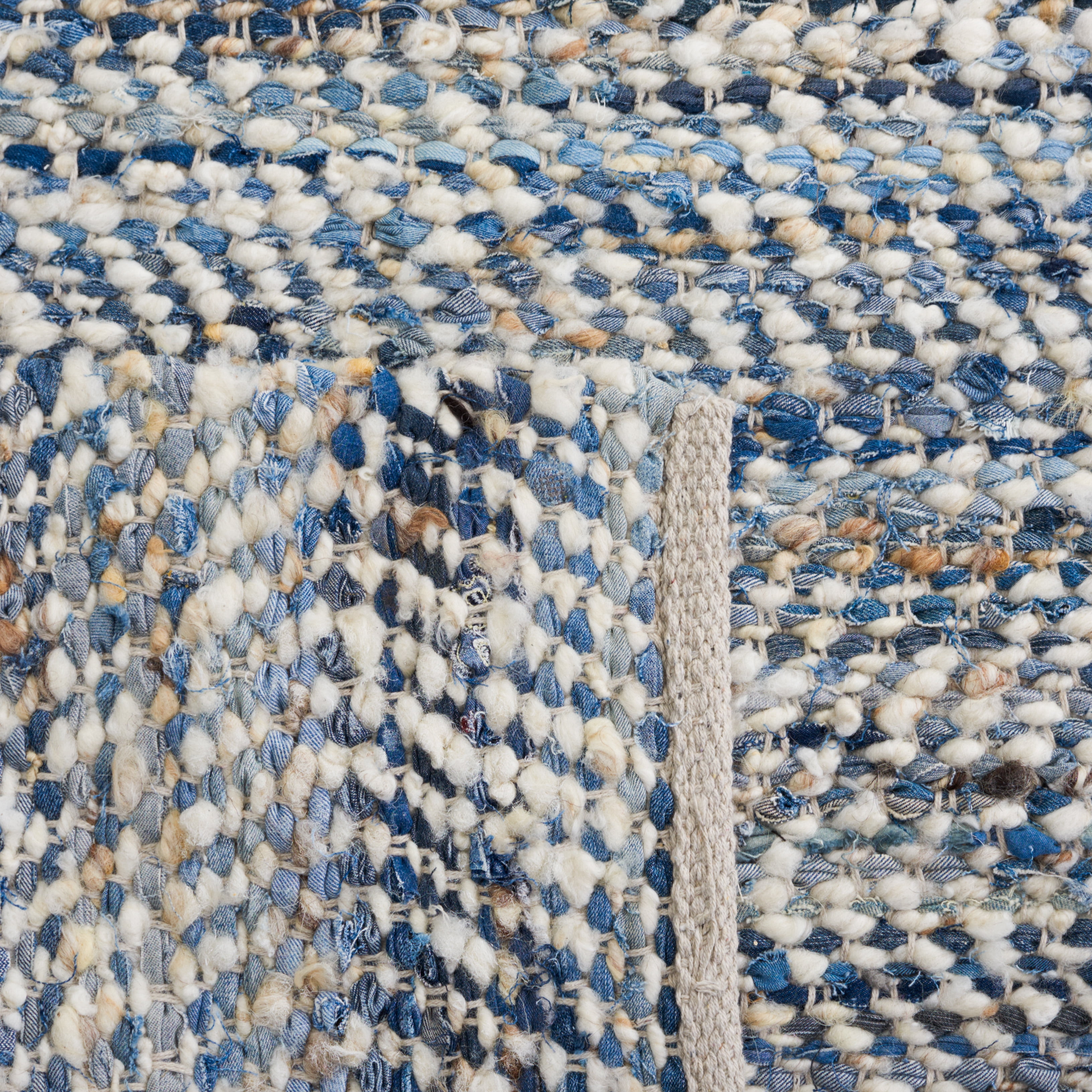 SAFAVIEH Natura Leonard Distressed Area Rug, Blue/Ivory, 6' x 6' Square