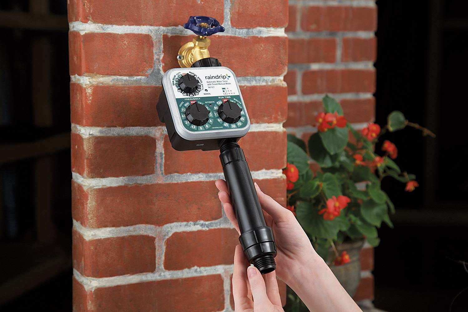 Rain Drip Auto Container& Hanging Basket Kit With Timer