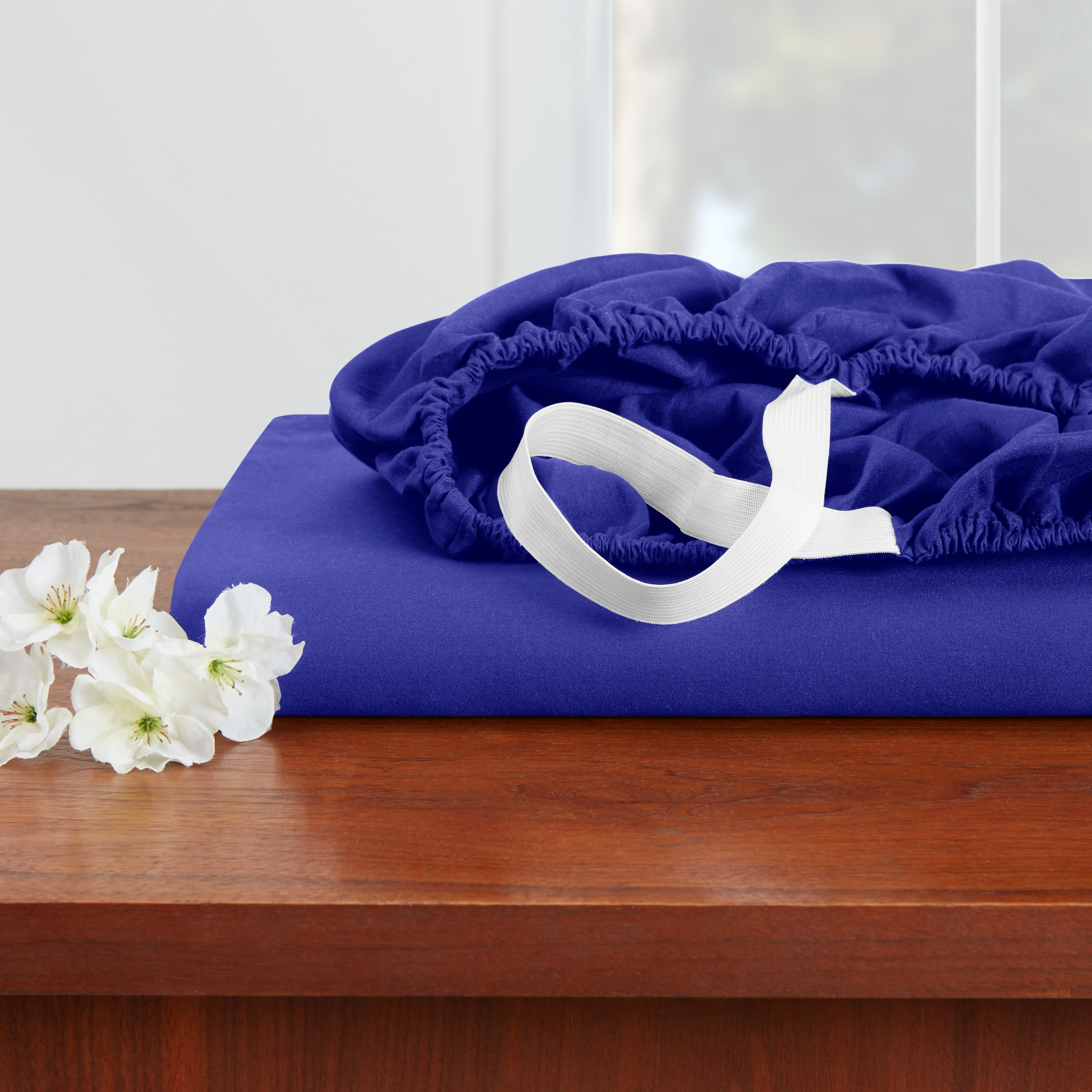 Hearth & Harbor Deep Pocket 3 Piece Solid Bed Sheet Set, 1800 Thread Count Microfiber Sheets, Twin-XL, Royal Blue