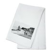 thumbnail image 1 of Waikiki Beach and Boats Honolulu, Hawaii Photograph (100% Cotton Tea Towel, Decorative Hand Towel, Kitchen and Home), 1 of 3