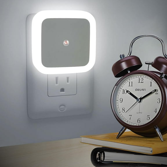 Night Lights Plug into Wall 4-Pack,LED Night Light Lamp with Smart Sensor Dusk to Dawn Sensor,Bright Nightlight for Kids Room Bedroom Hallway