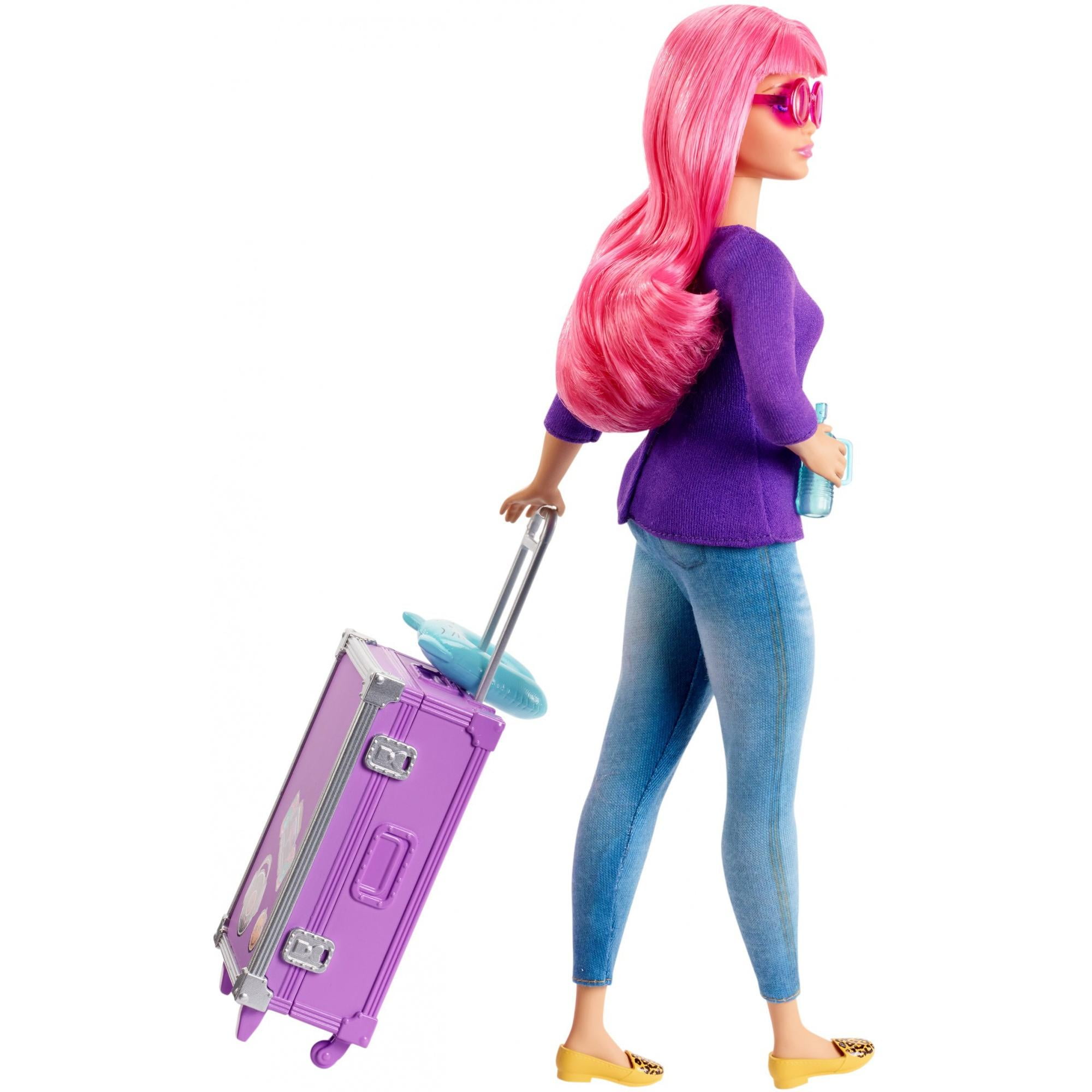 barbie daisy travel doll and accessories