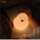 thumbnail image 4 of Lámpara de noche de silicona con forma de oso blanco y carga USB | Luz nocturna LED con interruptor para dormitorio infantil | Luz suave con luz táctil, 4 of 5
