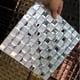 thumbnail image 2 of 1 pieza de mosaico de cristal con espejo de diamante brillante 3D para decoración de pared de KTV, hogar, oficina, pegatinas de pared para decoración contra salpicaduras, 2 of 5