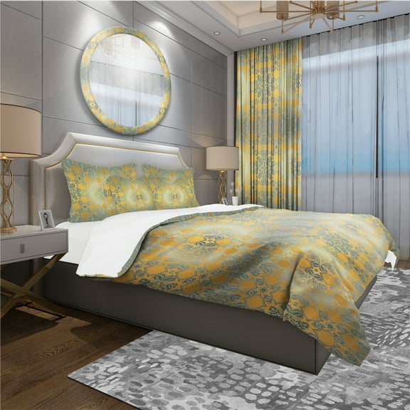 Designart 'Glam Flowers Decorative' Glam Duvet Cover Set