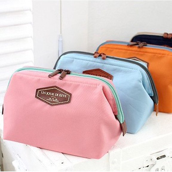 Multifunctional fashionable frogmouth steel frame cotton make-up bag Travel portable wash bag Large capacity storage bag
