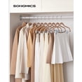 thumbnail image 2 of Perchas para pantalones SONGMICS, paquete de 30 unidades, de terciopelo con clips ajustables, 2 of 7
