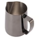 thumbnail image 1 of Taza de Jarra de Leche Taza de Leche de Café de Acero Inoxidable con Grande Conveniente para Sostener Vaporizador de Taza de Espumador de Leche de 600ml para Arte Floral de ANGGREK Otros, 1 of 8