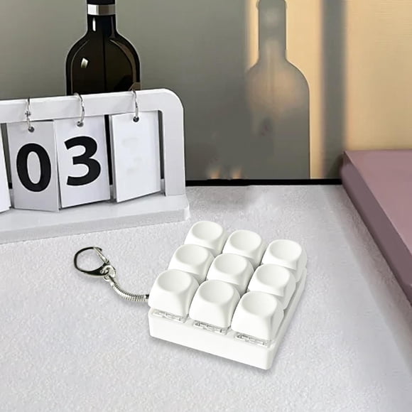 Mini llavero con teclado de 9 botones, juguete para dedos con para mayores de 15 años, material de PVC, 6 x 6 x 3 cm, accesorios.