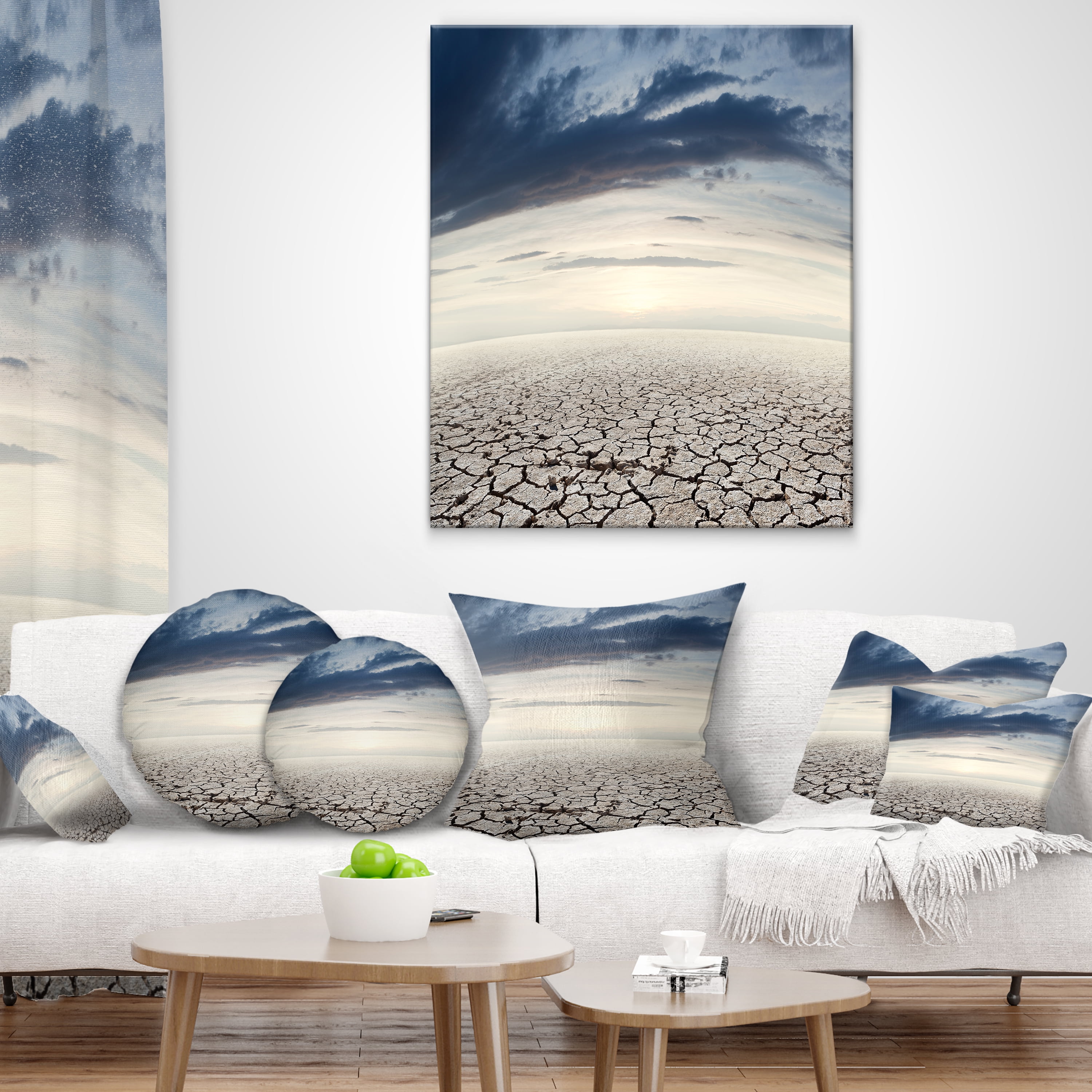 Designart Dry Soil Dreamscape - Landscape Photo Throw Pillow - 16x16