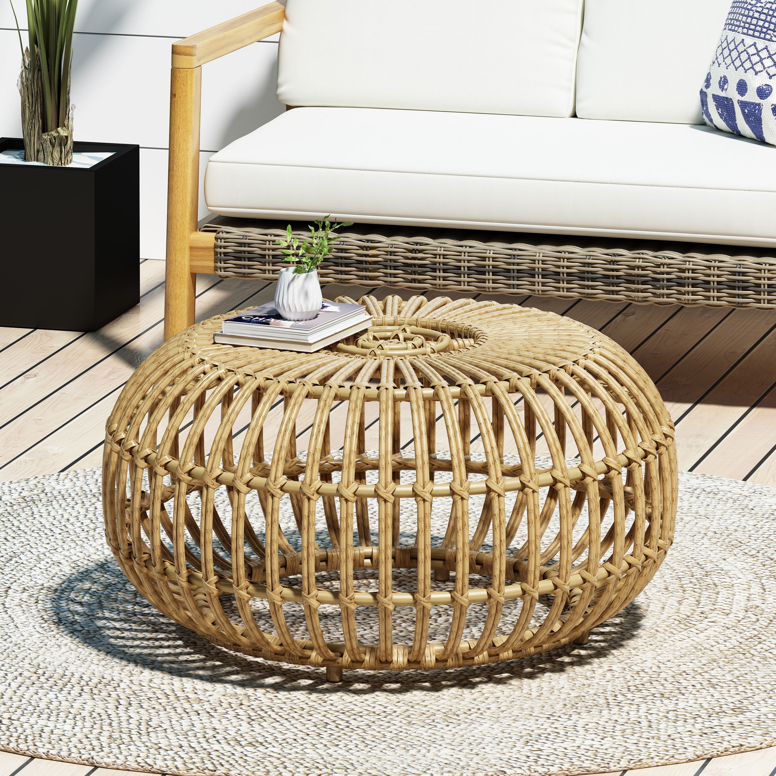 Coffee Table Round, Outdoor Coffee Table, Wicker Coffee Table with Handcrafted Faux Rattan Weave, Boho Chic Accent Table for Living Room Patio Garden, Light Brown, 29.5 Inch