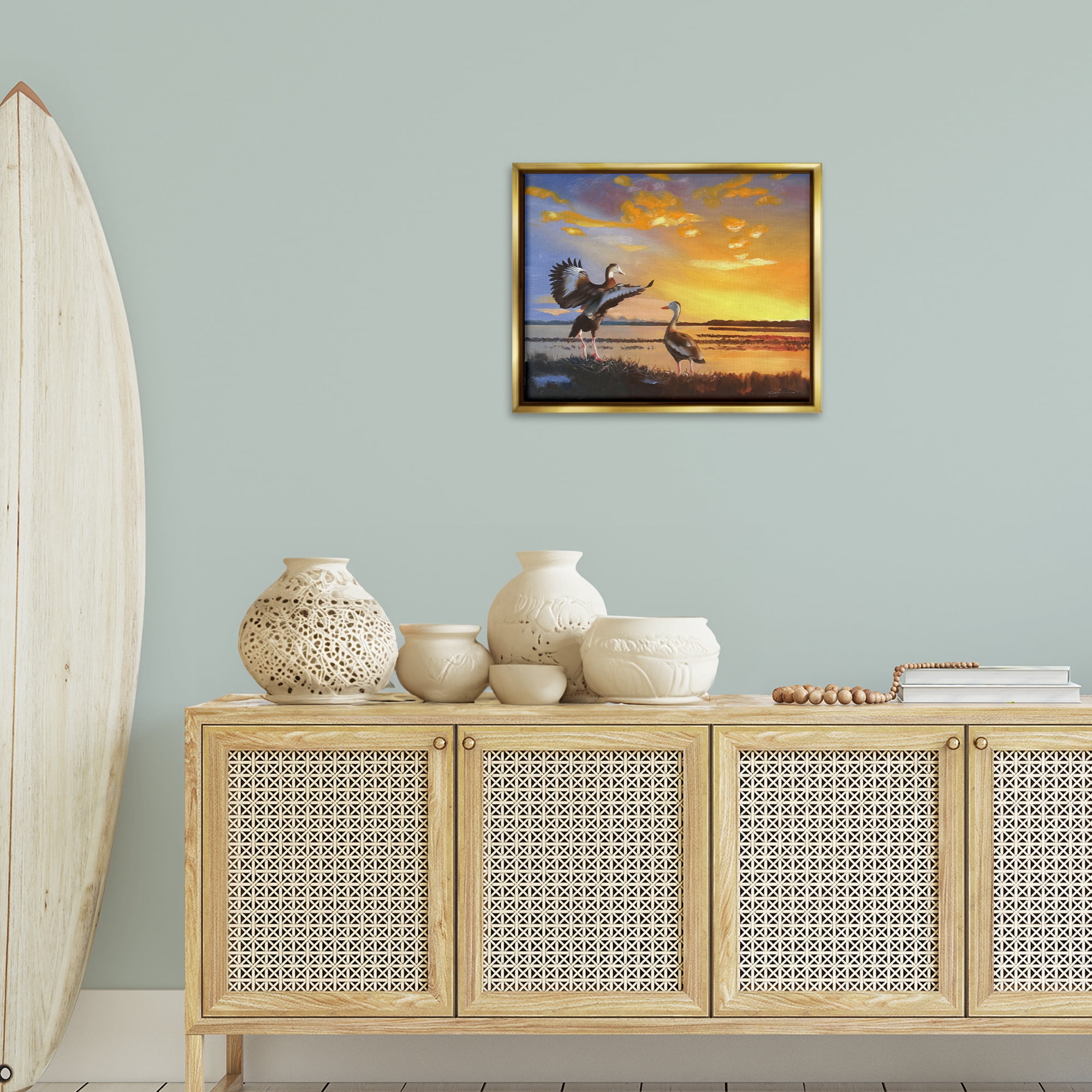 Stupell Industries Beach Birds at Sunset Animals & Insects Painting Gold Floater Framed Canvas Art Print Wall Art, 21 x 17