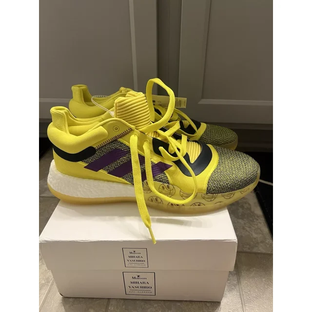 Ad-id-as Marquee Boost Low Basketball Shoe Yellow Purple Lakers - Size 11.5 (GUC)